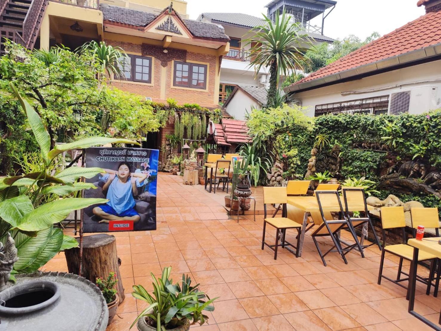Hotel S.K. House 1 Chiang Mai Zewnętrze zdjęcie